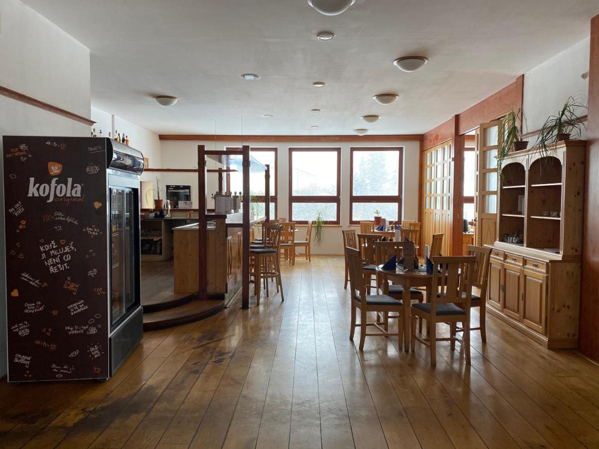 Hotel Zlaty Chlum Česká Ves Esterno foto