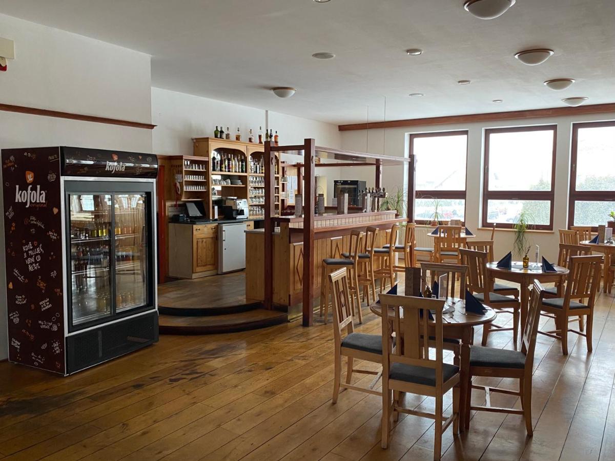 Hotel Zlaty Chlum Česká Ves Esterno foto